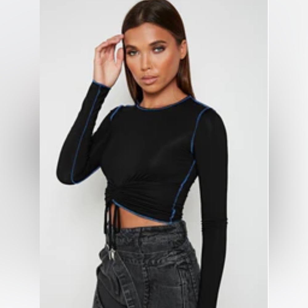 Black long sleeve ruched top